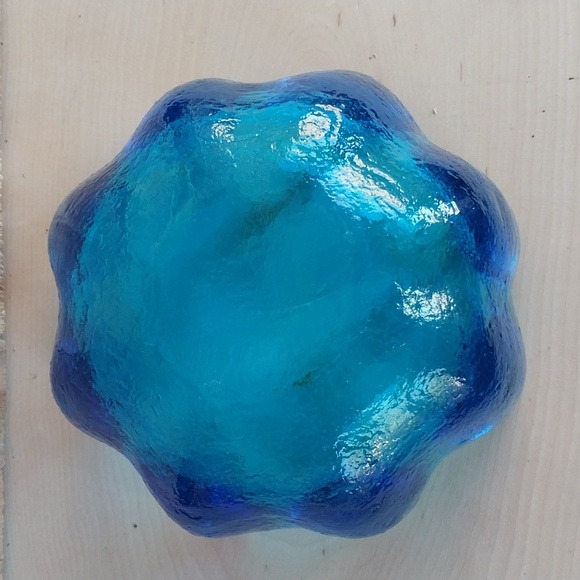 Vintage Blue Lotus Blenko(?) Indiana(?) Glass Bowl - Picture 5 of 7
